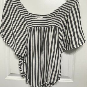 Boutique top - winged sleeves